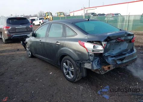 2017 Ford Focus Se z USA, uszkodzony, nr VIN 1FADP3FE5HL230280